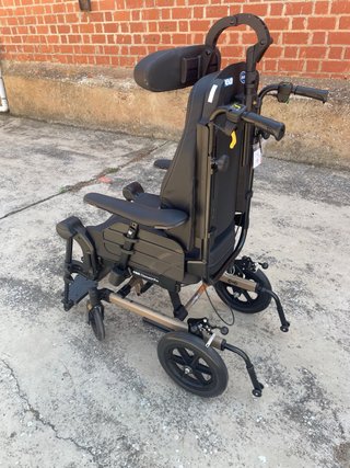 Silla de ruedas invacare rea clematis pro