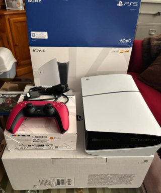 Playstation 5 Slim 1TB + 2 mandos + FC26