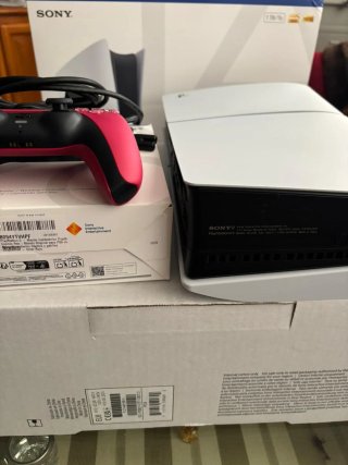 Playstation 5 Slim 1TB + 2 mandos + FC26