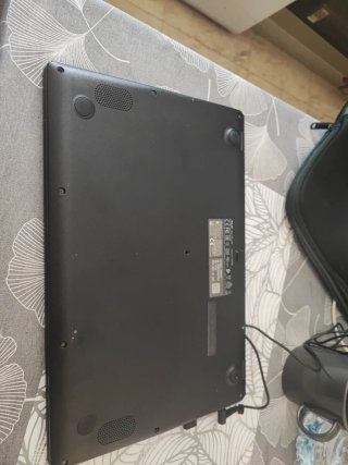 Portátil ASUS VivoBook E410MA Negro