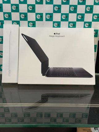 Ipad 11 pro m5 celular   + Apple Pencil + Keyboard