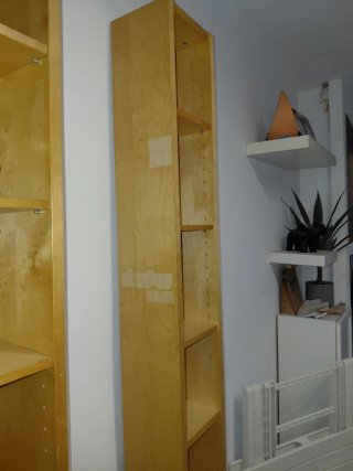Estantería alta madera Ikea