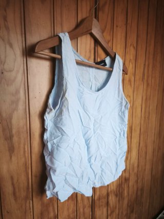Blusa COMET azul sin mangas
