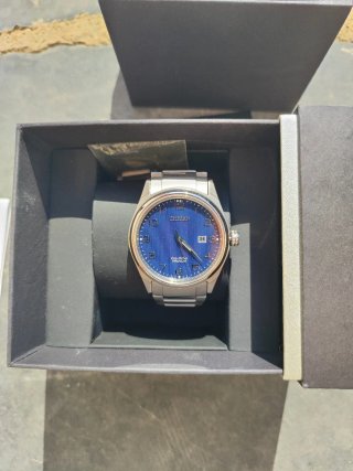 Reloj Citizen Eco-Drive Titanio Azul