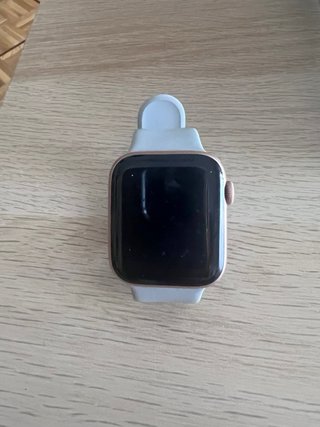 Apple Watch SE 44mm Rosa