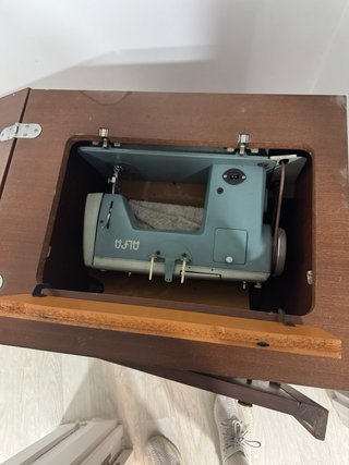 Máquina de coser Alfa Alfamatic 109