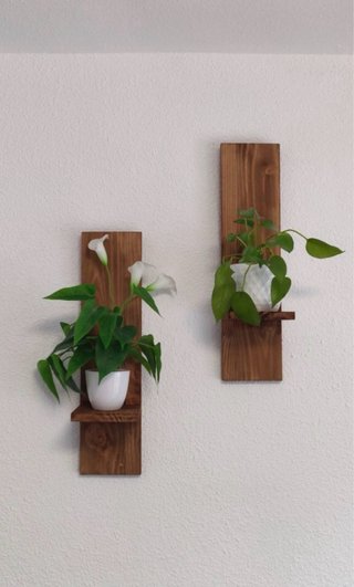 Baldas flotantes de madera maciza