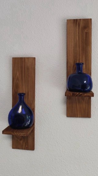 Baldas flotantes de madera maciza