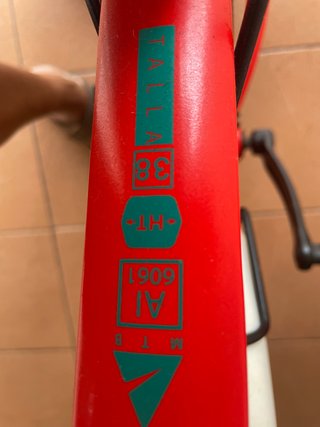 Bicicleta Conor 26 Roja talla 38 para niño.