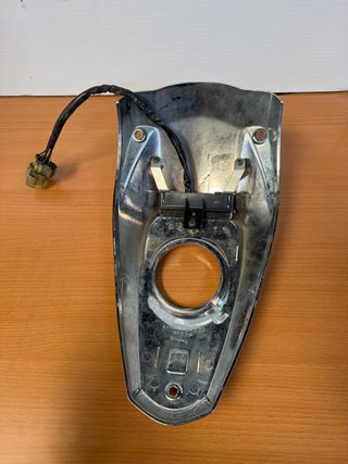 Tapa embellecedora depósito Suzuki VZ 800 Marauder