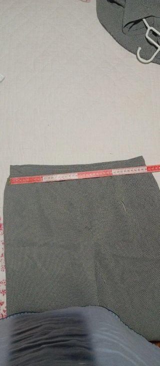 Conjunto Chaleco y Pantalón Beige/Gris