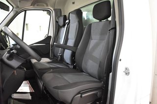 Renault Master CHASIS CABINA CARROZADO PAQUETERO CAMIÓN 3.5T 2.3 DCI 145 CV CON PLATAFORMA ELEVADORA