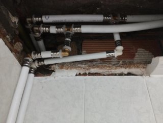 Trabajos de fontanería