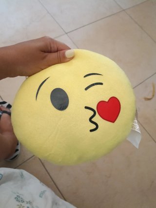Peluche Emoji Bacio Cuore