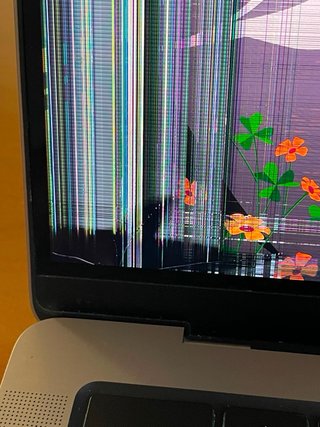 MacBook Pro M3 16GB Plata de 2024