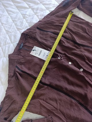 Blusa Zara Chocolate Talla XS(viene como una XL )