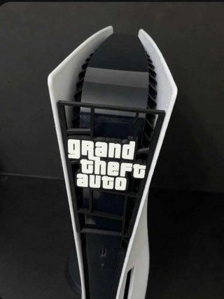 Fendina PS5 a tema Grand Theft Auto