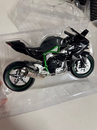 Kawasaki Ninja H2R 1:9