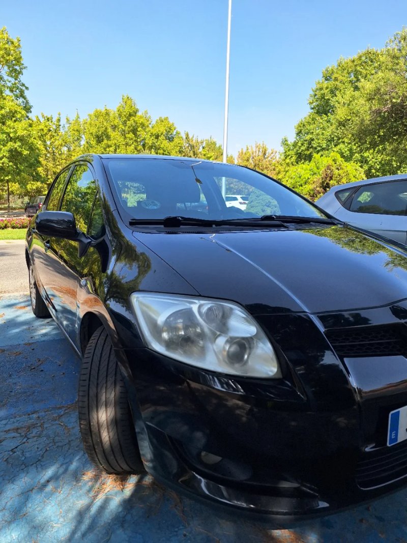 Toyota Auris 2007 - foto 1