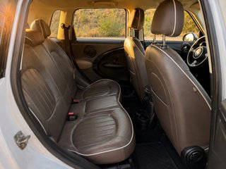 MINI Automatic Countryman 2012