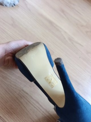 Zapatos de tacón azul terciopelo