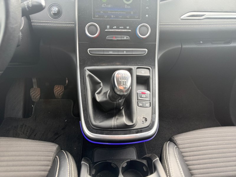 Renault Grand Scénic 2017, foto 17