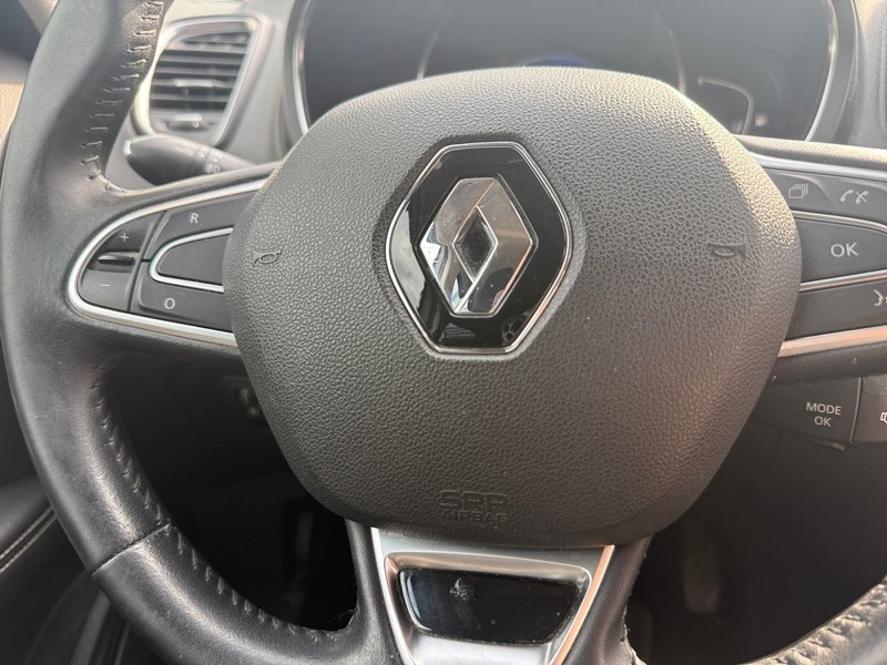 Renault Grand Scénic 2017, foto 24