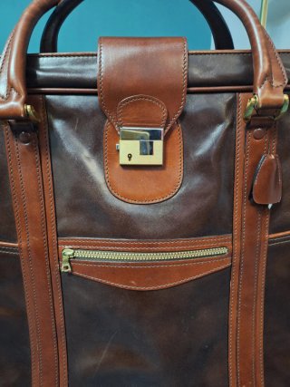 Maleta Loewe Piel Marrón y Dorada
