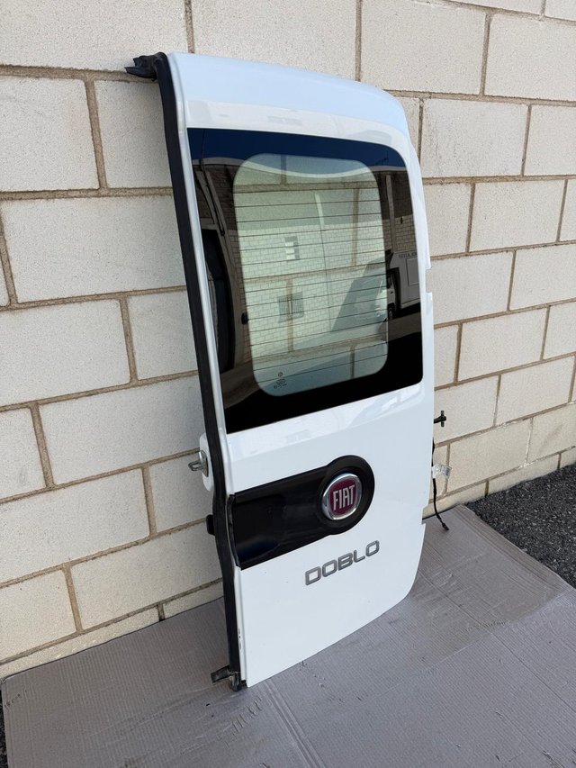 PUERTA TRASERA DERECHA FIAT DOBLO 2 (263)