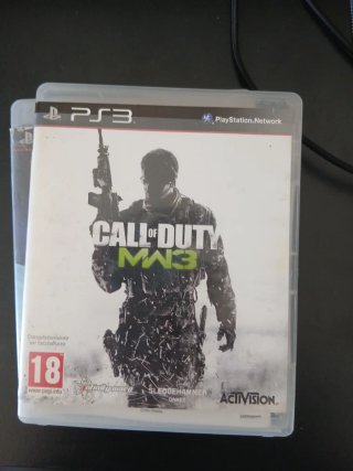 Consola PS3 con juegos y mando