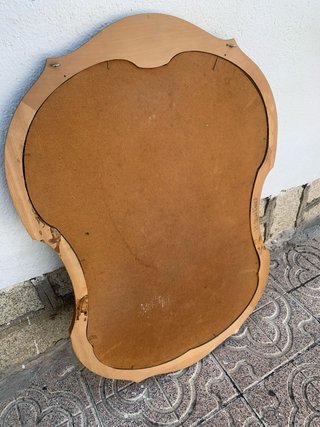 Espejo de pared madera tallada.