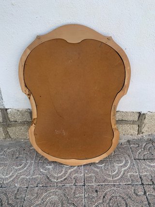 Espejo de pared madera tallada.