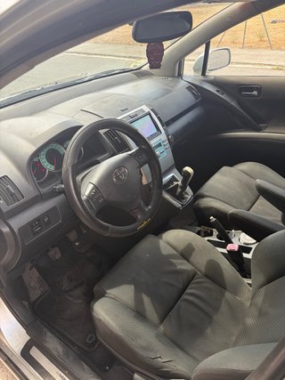 Toyota Verso 2005