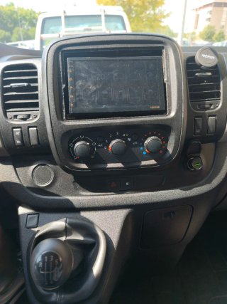 Renault trafic 2016