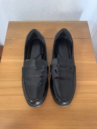 Mocasines negros charol