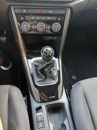 Volkswagen T-Roc 2019