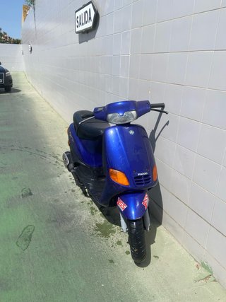 Piaggio Zip Azul