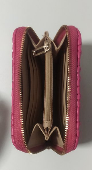 Monedero Guess Rosa Fucsia