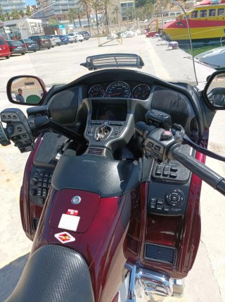 Honda Goldwing 1800 Deluxe Rojo