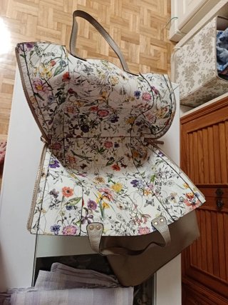 Bolso reversible estampado flores