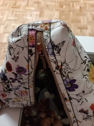 Bolso reversible estampado flores