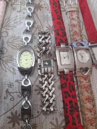Lote 10 relojes mujer variados