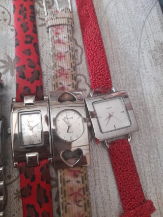 Lote 10 relojes mujer variados