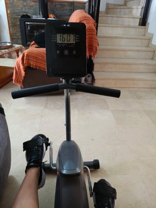Bicicleta Estática Negra y Naranja