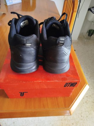 Zapatillas UTWO Hombre Negras