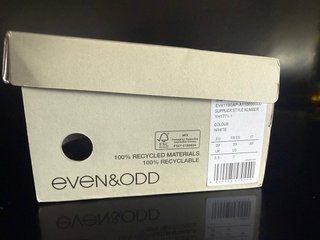 Elegantes zapatos de salón