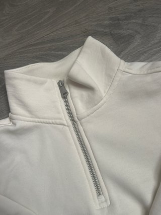 Sudadera Beige con Cremallera