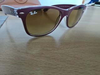 Gafas de sol Ray-Ban RB2132 moradas