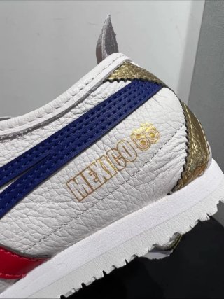 Zapatillas blancas y doradas talla 38