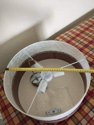 Lámpara de techo tela marrón y blanca